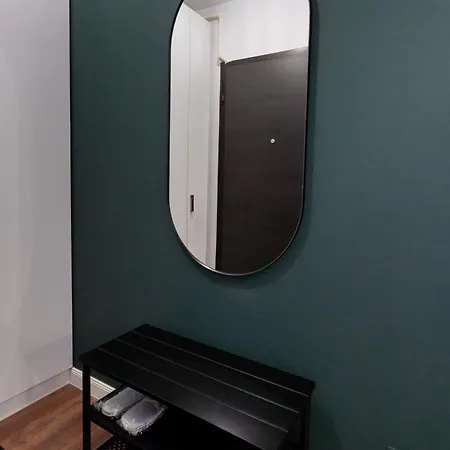 Apartment Soni Exclusive Plaza With Private Parking & Self Check-in Bucharest