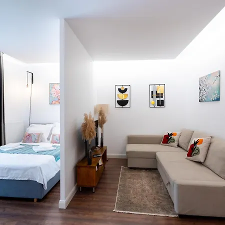 Soni Exclusive Plaza With Private Parking & Self Check-in * Bucharest