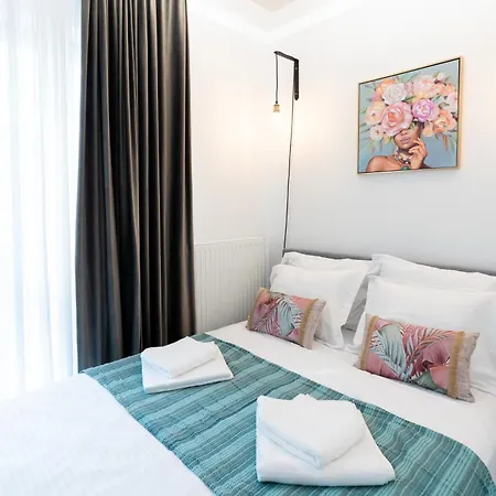 Soni Exclusive Plaza With Private Parking & Self Check-in Bukareszt