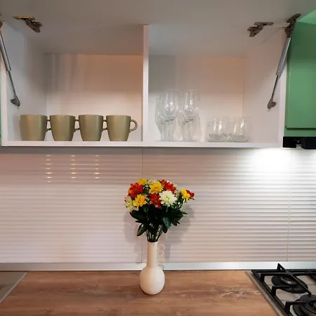 Soni Exclusive Plaza With Private Parking & Self Check-in Bukareszt