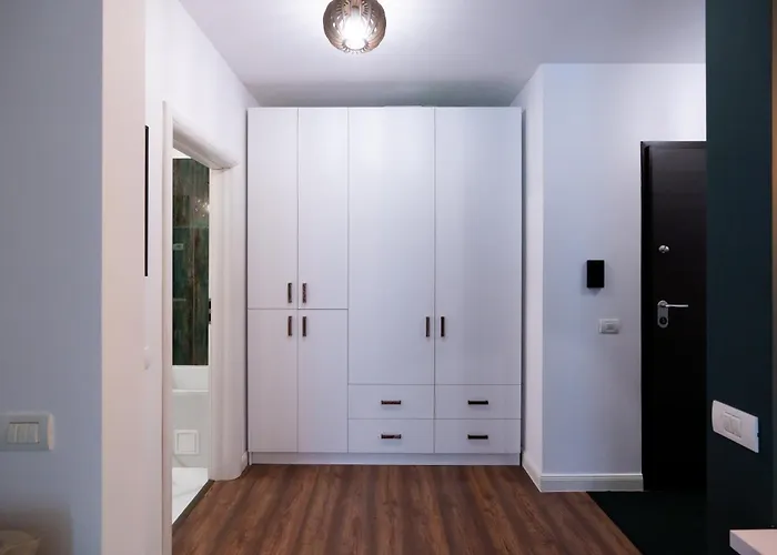 Soni Exclusive Plaza With Private Parking & Self Check-in Bucureşti