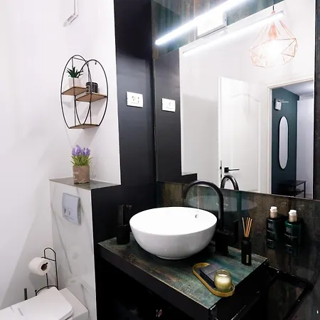 Apartman Soni Exclusive Plaza With Private Parking & Self Check-in *