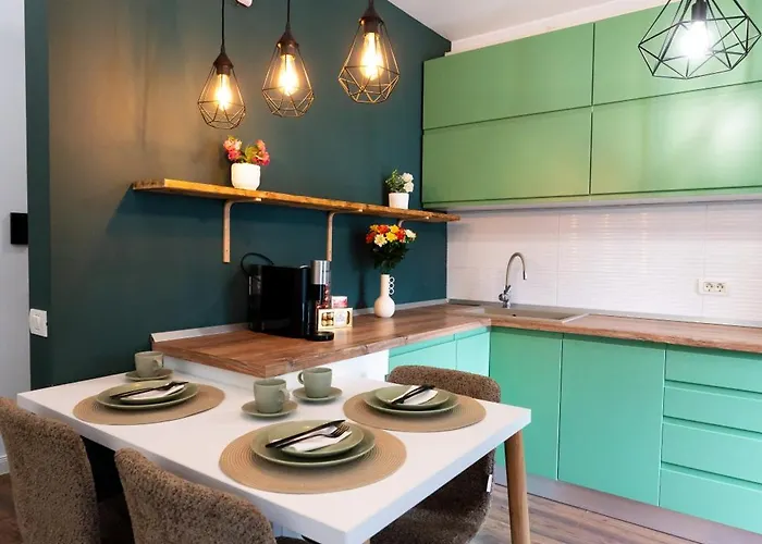 Soni Exclusive Plaza With Private Parking & Self Check-in